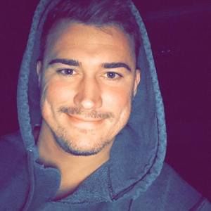 Meet your Posher, Vinny